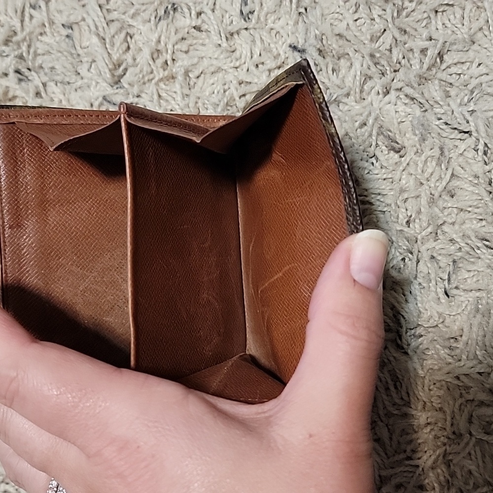 Louis Vuitton Monogram Wallet - Picture 3 of 8